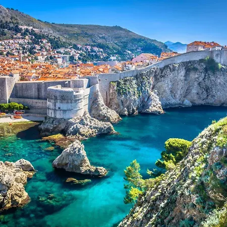 Apartment Stunning 1-Bed Apartment In Dubrovnik